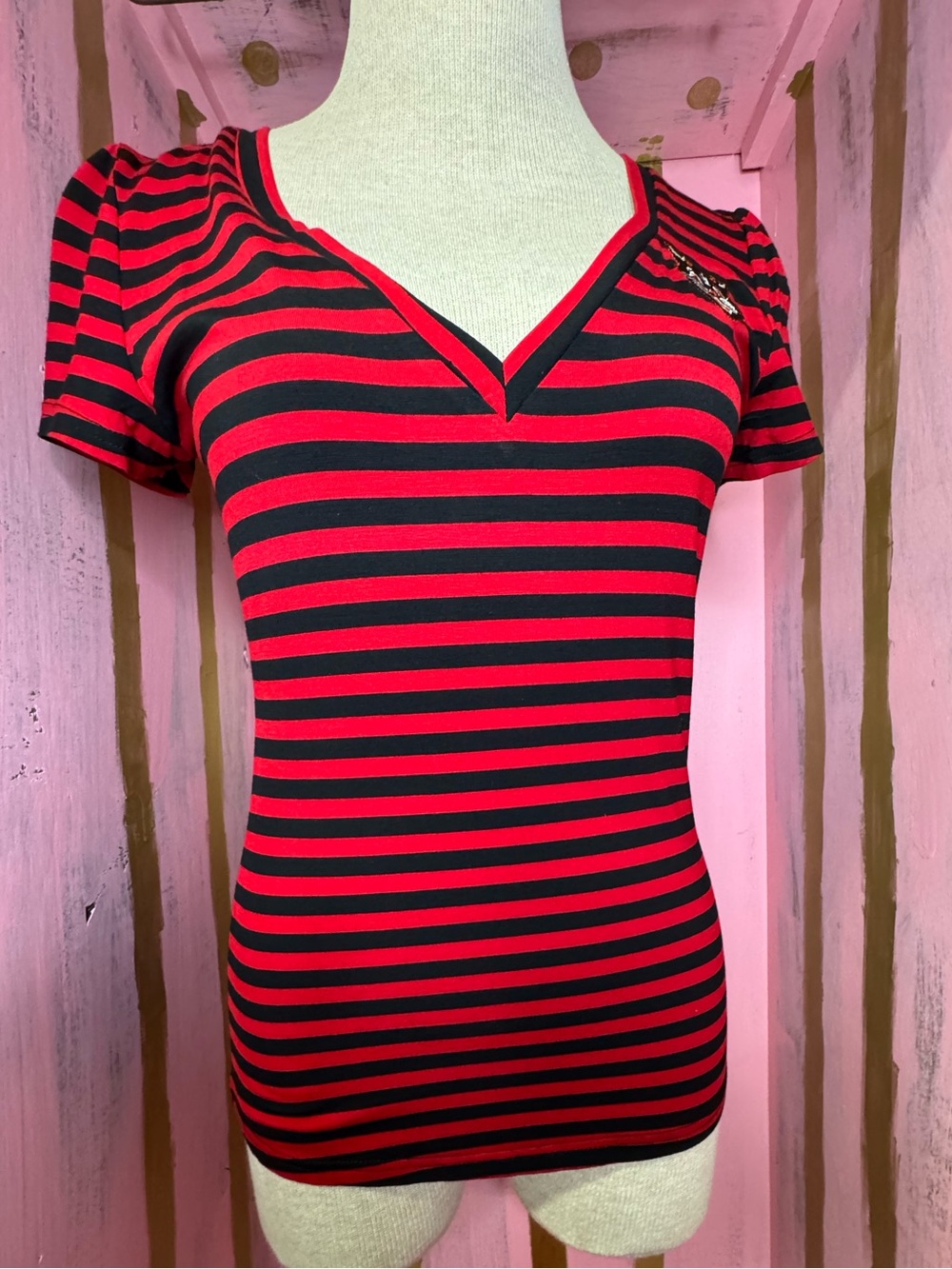 NWT Sourpuss Striped V-Neck Short Sleeve Top w/ Lucky 13 Cat